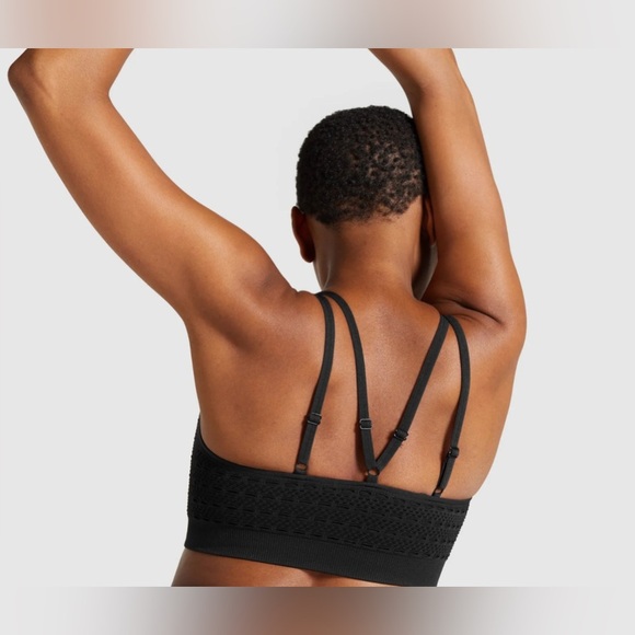 Gymshark energy seamless sports bra in Black - Picture 4 of 6
